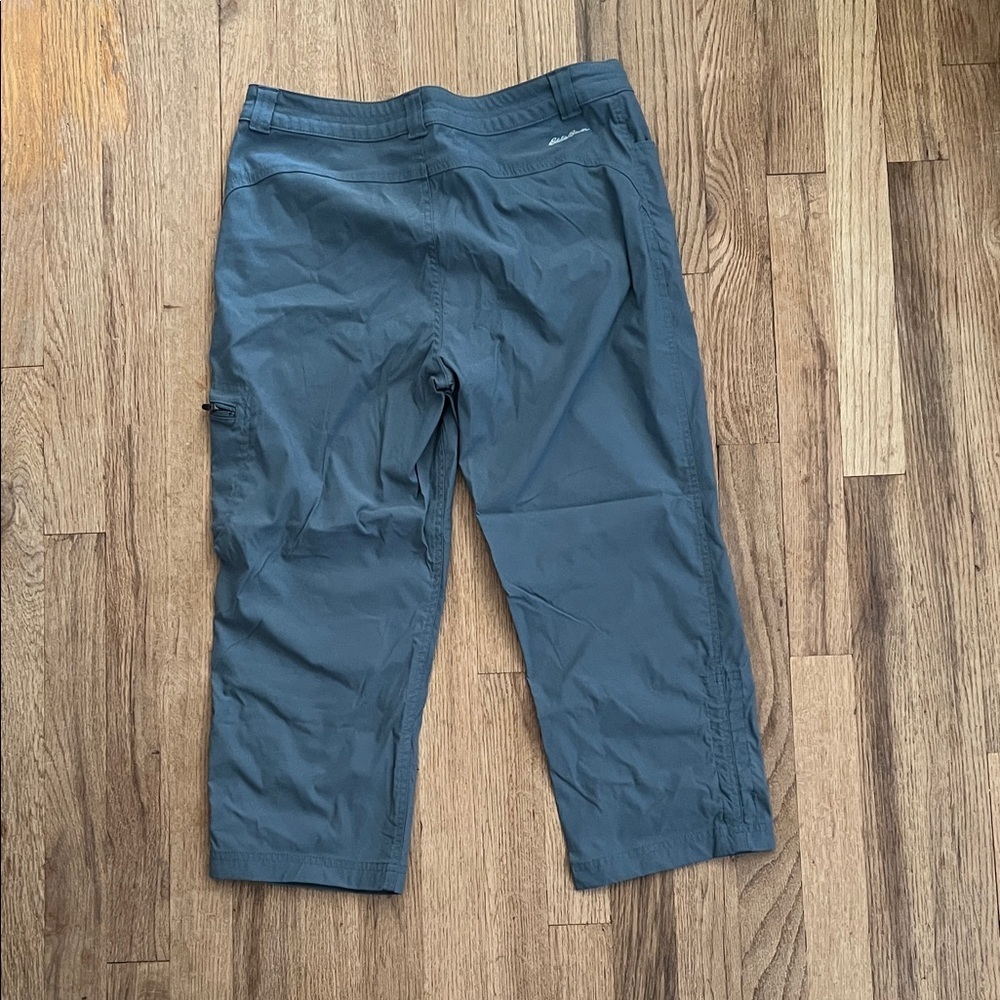 Eddie Bauer Women’s Rainier Tech Capri Pants - Picture 2 of 7